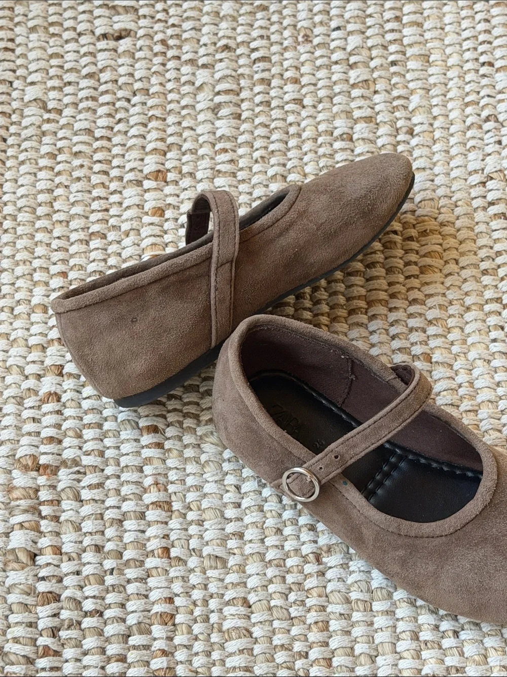 Zara classic brown